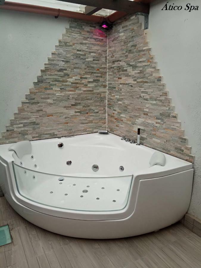 דירות Uceda Casas Toya Jacuzzi מראה חיצוני תמונה